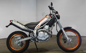 YAMAHA TRICKER DG16J