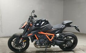 KTM 1290 SUPER DUKE R 2020 V3940