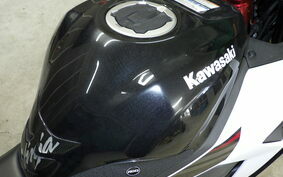 KAWASAKI ZX-25R ZX250E