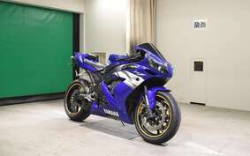 YAMAHA YZF-R1 2004 RN13