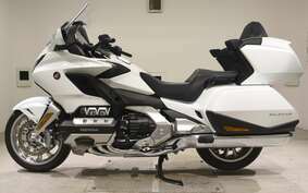 HONDA GL 1800 GOLD WING TOUR DCT 2022 SC79