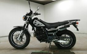 YAMAHA TW225 DG09J