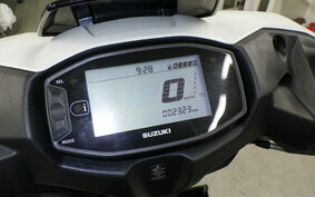 SUZUKI AVENIS 125