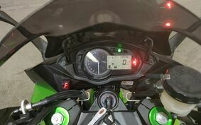 KAWASAKI NINJA 1000 2015 ZXT00L