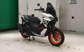 APRILIA SR GT200