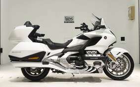 HONDA GL 1800 GOLD WING TOUR DCT 2021 SC79