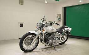 YAMAHA DRAGSTAR 400 2005 VH01J