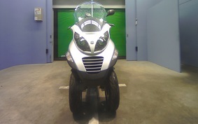 PIAGGIO MP3 250