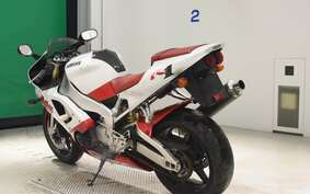 YAMAHA YZF-R1 1998 RN01