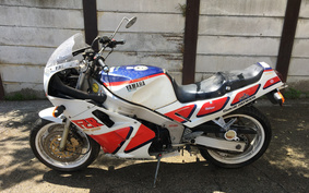 YAMAHA FZR750 1990 2LM