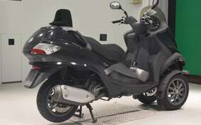 PIAGGIO MP3 250