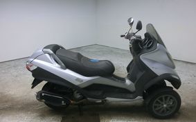 PIAGGIO MP3 250 RL M472