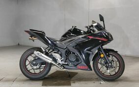 YAMAHA YZF-R25 RG10J