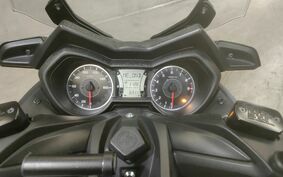 YAMAHA X-MAX 250 SG70J