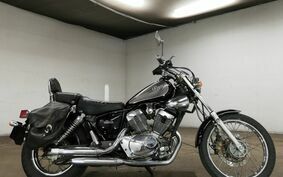 YAMAHA VIRAGO 250 3DM