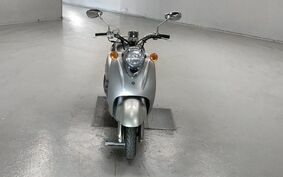 YAMAHA VINO 125 SE24