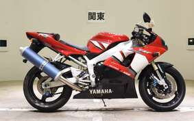 YAMAHA YZF-R1 2001 RN04