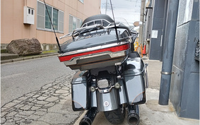 HARLEY FLTRUSE CVO 2016 TAN