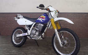 SUZUKI DR250 R SJ45A