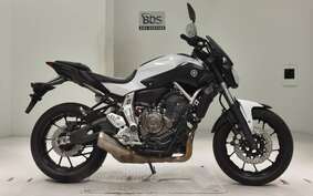 YAMAHA MT-07 2015 RM07J