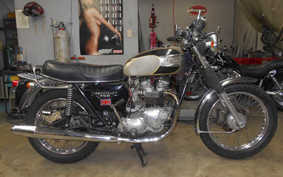 TRIUMPH BONNEVILLE 750 1981 EGB272