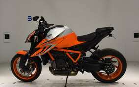 KTM 1290 SUPER DUKE R