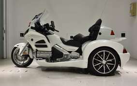 HONDA GL 1800 GOLD WING  TRIKE 2013 SC68