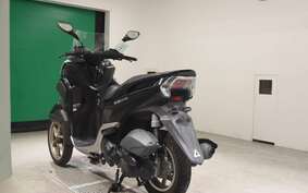 YAMAHA TRICITY 125 SE82J