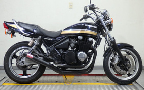 KAWASAKI ZEPHYR 400 KAI 2010