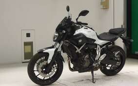 YAMAHA MT-07 2015 RM07J