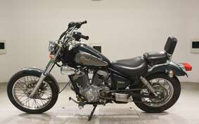 YAMAHA VIRAGO 250 3DM