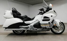 HONDA GL 1800 GOLD WING 2012 SC68