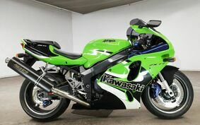 KAWASAKI NINJA ZX-7R 2002 ZX750P