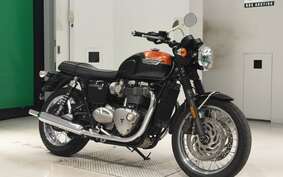 TRIUMPH BONNEVILLE T120 2020 AD75HW