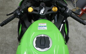 KAWASAKI ZX-25R ZX250E