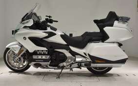 HONDA GL 1800 GOLD WING TOUR DCT 2022 SC79