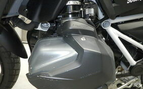 BMW R1250GS 2021 0M01