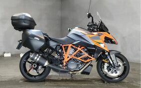 KTM 1290 SUPER DUKE GT 2023 V69