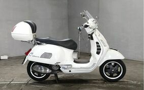 VESPA GTS300 IE 2010 M452