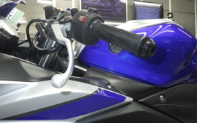 YAMAHA YZF-R25 RG10J