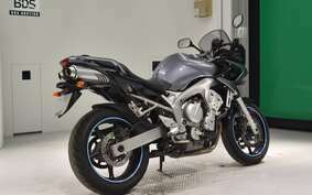 YAMAHA FZS600 FAZER 2005