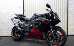 YAMAHA YZF-R1 2003 RN10