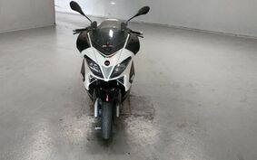 APRILIA SR MAX 300 2015 不明