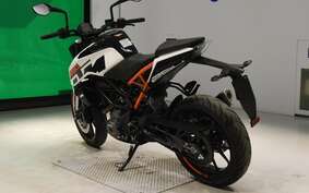 KTM 250 DUKE JPE40