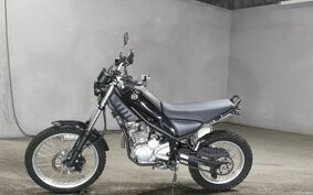 YAMAHA TRICKER DG16J