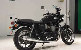 TRIUMPH BONNEVILLE 2015