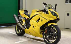 TRIUMPH DAYTONA 600 2004 H830S2