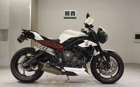 TRIUMPH STREET TRIPLE R 2018 DA434Z