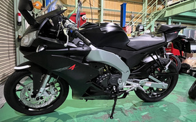 APRILIA RS4 125