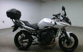 YAMAHA FAZER FZ6 S 2010 RJ14